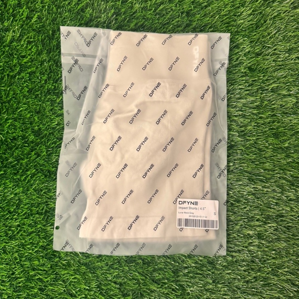 Dfyne impact shorts 4.5" lunar rock gray small - Picture 4 of 5